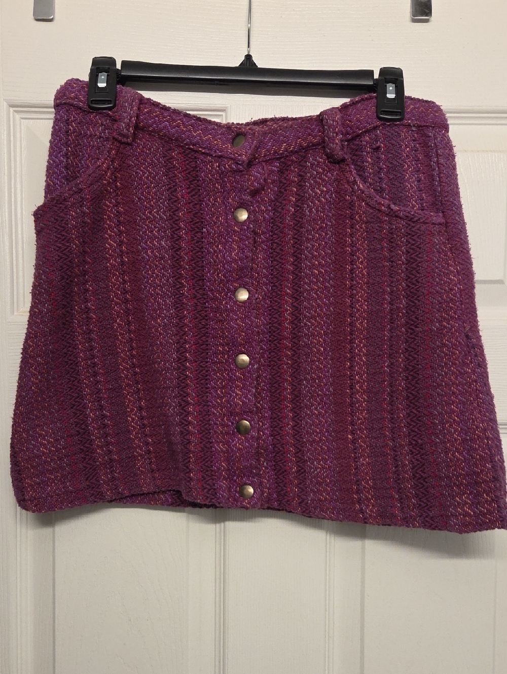 Purple and pink tweed mini skirt from the brand Jayli